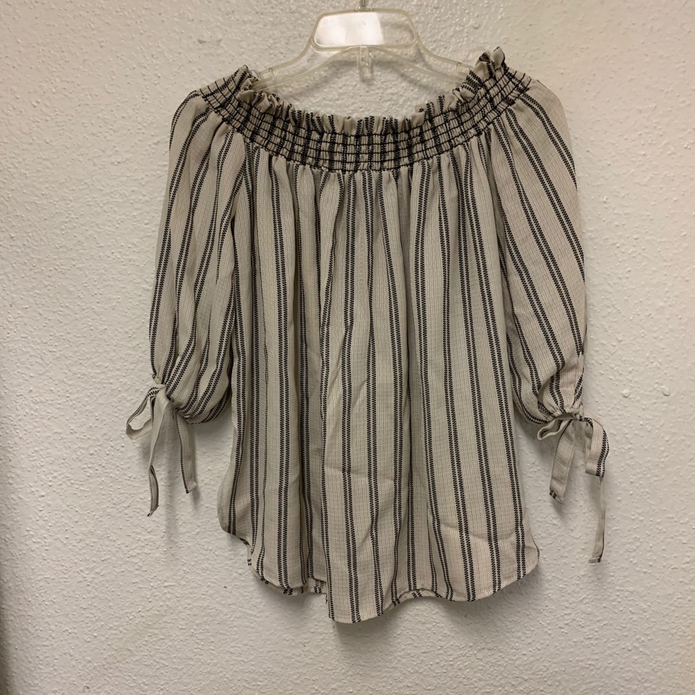 AQUA Off the Shoulder Flowy Top Summer Blouse Ivory black Striped Tie Sleeves S